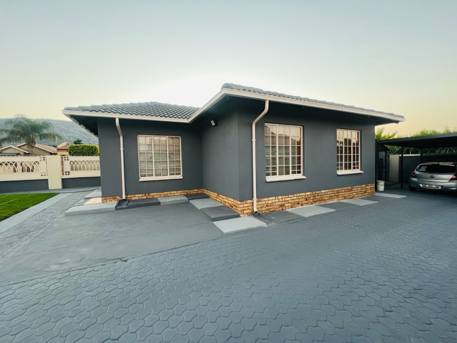 3 Bedroom Property for Sale in Tlhabane West North West